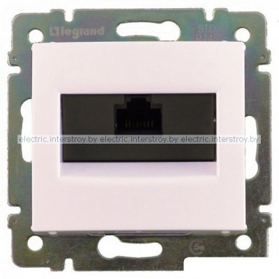 Розетка информационная 1хRJ-45 UTP CAT5E Legrand Valena белый
