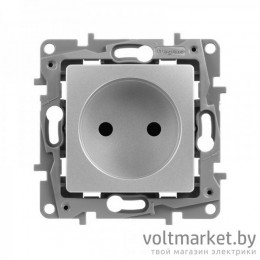 Etika - Розетка 2P 10/16A со шторками (алюминий) Etika - Розетка 2P 10/16A со шторками (алюминий)