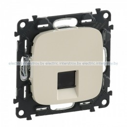 Розетка информационная 1хRJ-45 UTP CAT5E Legrand Valena Allure слоновая кость